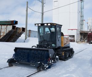 Rail equipment | Cameleon hi-rail | Sweeping of snow and ice